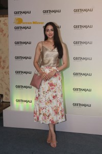 Pictures from Geetanjali Salon Launch - attended by Tanishaa Mukerji, Karishma Tanna, Shibani Dandekar and Other Celebrites