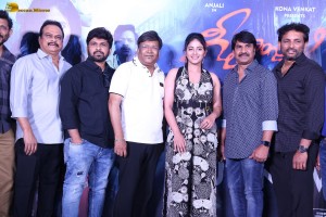 Geethanjali Malli Vachindi Trailer Launch attended by Anjali, Srinivasa Reddy, and others