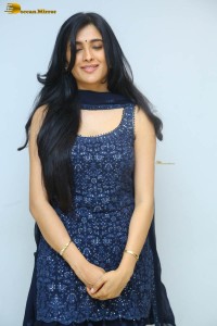 indian actress geethika tiwary photoshoot in a blue dress