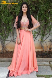 Telugu heroine Gehna Sipply glamorous look in a photoshoot