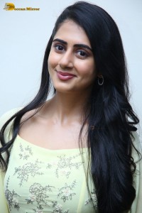 Indian Actress Gehna Sippy in a light yellow dress