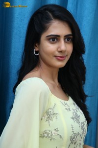 Indian Actress Gehna Sippy in a light yellow dress