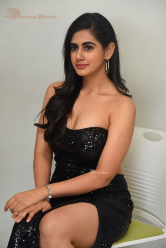 Telugu Actress Gehna Sippy dressed in black