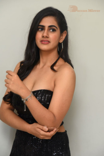 Telugu Actress Gehna Sippy dressed in black