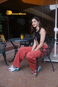 Deepika Padukone, Ananya Panday, Siddhant Chaturvedi, Dhairya Karwa and Shakun Batra promote 'Gehraiyaan'