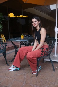 Deepika Padukone, Ananya Panday, Siddhant Chaturvedi, Dhairya Karwa and Shakun Batra promote 'Gehraiyaan'