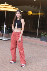 Deepika Padukone, Ananya Panday, Siddhant Chaturvedi, Dhairya Karwa and Shakun Batra promote 'Gehraiyaan'