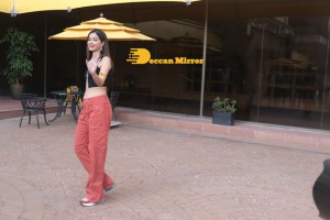 Deepika Padukone, Ananya Panday, Siddhant Chaturvedi, Dhairya Karwa and Shakun Batra promote 'Gehraiyaan'