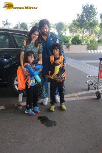 Riteish and Genelia Deshmukh with their Children at the Airport