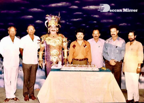 Stills from Ghatotkachudu shooting