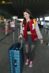 actress Giorgia Andriani chic look at mumbai airport
