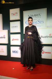 GlobalSpa Awards 2025 attended by Rekha, Sara Ali Khan, Pragya Jaiswal, and others
