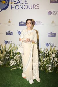 Global Peace Honours 2025 attended by Mukesh and Nita Ambani, Rakul Preet Singh, Ranveer Singh, Isha Koppikar, and others