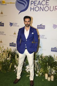 Global Peace Honours 2025 attended by Mukesh and Nita Ambani, Rakul Preet Singh, Ranveer Singh, Isha Koppikar, and others