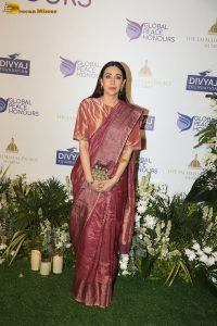 Global Peace Honours 2025 attended by Mukesh and Nita Ambani, Rakul Preet Singh, Ranveer Singh, Isha Koppikar, and others