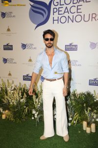 Global Peace Honours 2025 attended by Mukesh and Nita Ambani, Rakul Preet Singh, Ranveer Singh, Isha Koppikar, and others