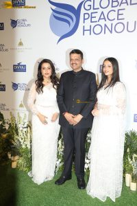 Global Peace Honours 2025 attended by Mukesh and Nita Ambani, Rakul Preet Singh, Ranveer Singh, Isha Koppikar, and others