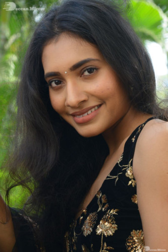 Telugu Actress Gnaneswari Kandregula in a black salwar dress