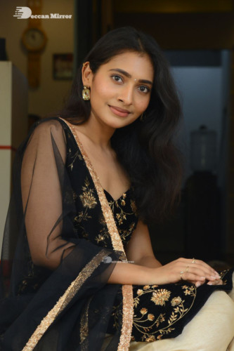Telugu Actress Gnaneswari Kandregula in a black salwar dress