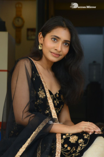 Telugu Actress Gnaneswari Kandregula in a black salwar dress