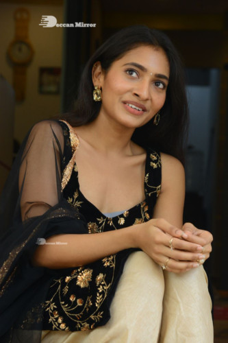 Telugu Actress Gnaneswari Kandregula in a black salwar dress