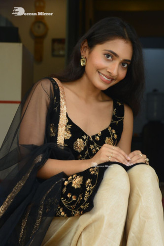 Gnaneswari Kandregula (22)