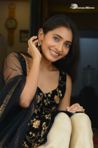 Gnaneswari Kandregula (24)