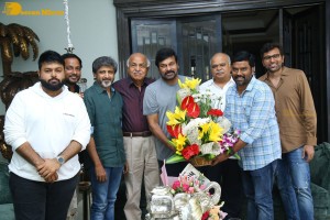 Godfather movie success celebration by Chiranjeevi, Mohan Raja, R B Choudary and Thaman
