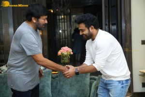 Godfather movie success celebration by Chiranjeevi, Mohan Raja, R B Choudary and Thaman