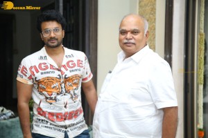 Godfather movie success celebration by Chiranjeevi, Mohan Raja, R B Choudary and Thaman