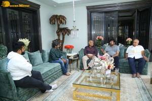 Godfather movie success celebration by Chiranjeevi, Mohan Raja, R B Choudary and Thaman
