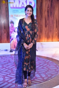 actress Gopika Udayan sweet looks in black floral salwar