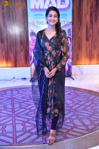 actress Gopika Udayan sweet looks in black floral salwar