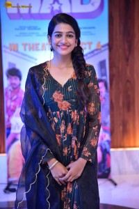 actress Gopika Udayan sweet looks in black floral salwar