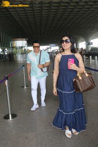 Bollywood star Govinda spotted with his family at Mumbai Airport