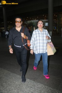 Govinda spotted with his wife Sunita Ahuja at Mumbai Airport