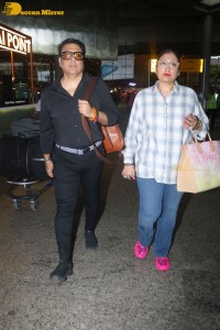 Govinda spotted with his wife Sunita Ahuja at Mumbai Airport