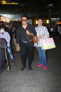 Govinda spotted with his wife Sunita Ahuja at Mumbai Airport