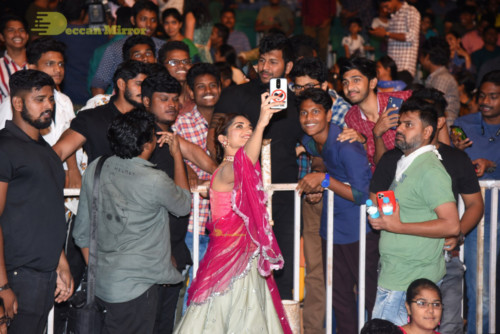 Telugu Movie HIT prerelease function in Vizag