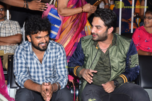 Telugu Movie HIT prerelease function in Vizag