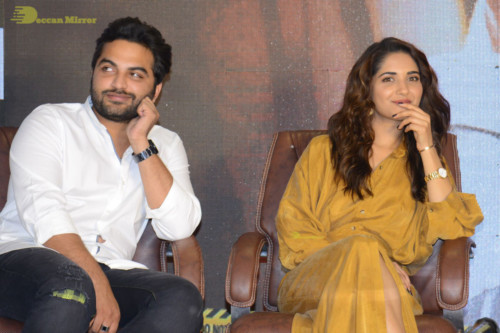 Telugu Movie HIT cast and crew Press Meet attended by Ruhani Sharma, Vishwak Sen and Nani