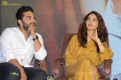 Telugu Movie HIT cast and crew Press Meet attended by Ruhani Sharma, Vishwak Sen and Nani