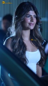 Hai Jawani Toh Ishq Hona Hai Screening attended by Varun Dhawan, Mrunal Thakur, Pooja Hegde, and Mouni Roy