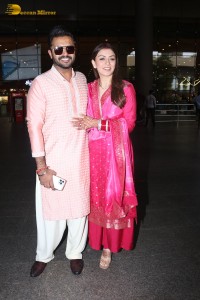 Indian Actress Hansika Motwani spotted with her husband Sohael Khaturiya at Mumbai Airport
