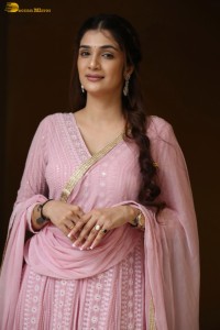 actress Hassini Sudhir ravishing in a pink dress