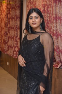 telugu actress Hebah Patel in a black salwar dress