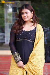 Actress Hebah Patel dressed in a black salwar kameez