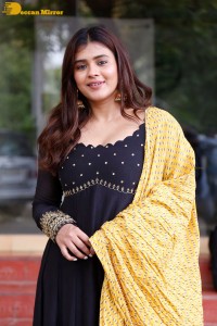 Actress Hebah Patel dressed in a black salwar kameez