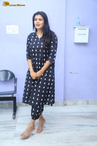 actress hebah patel photoshoot