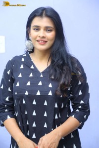 actress hebah patel photoshoot